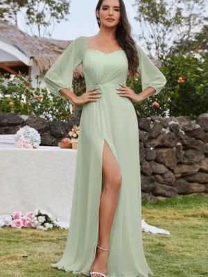 Robe invitée mariage vert d’eau avec manches bouffantes : Charlotte