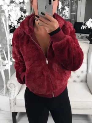 Veste moumoute bordeaux confortable et stylée : Livia