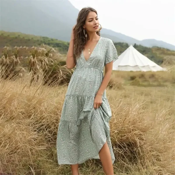 Robe fleurie vert sauge élégante : Camille