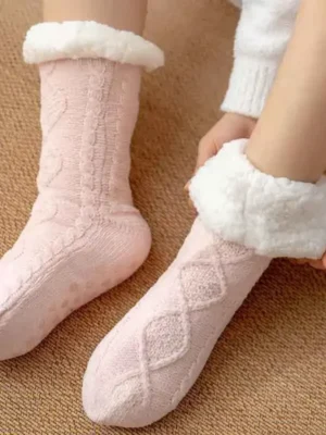 Chaussette plush douce et confortable pour l'hiver : Élodie