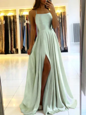 Robe fendue longue en teinte pastel : Élise