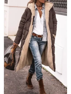 Doudoune avec moumoute chic et confortable : Élise