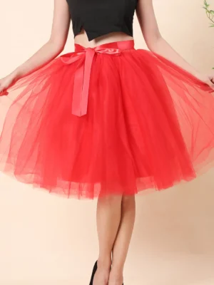 Jupe tutu rouge élégante avec ceinture satinée : Clara