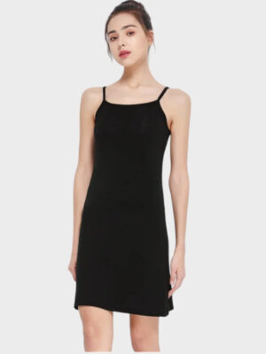 Fond de robe antistatique noir : design simple pour robes et jupes