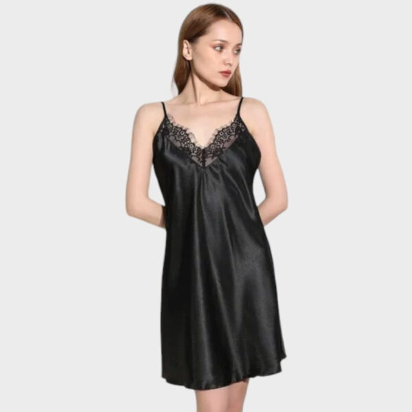 Fond de robe dentelle noir en satin : sous-vêtement sexy avec décolleté en dentelle et bretelles fines – Image 5