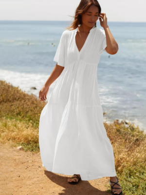 Robe longue blanche en gaze de coton avec décolleté en V et manches courtes
