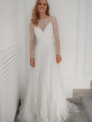 Robe longue trapèze fluide mariage avec manches longues et détails scintillants