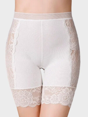 Short blanc sculptant en dentelle sous robe - maintien léger et effet amincissant